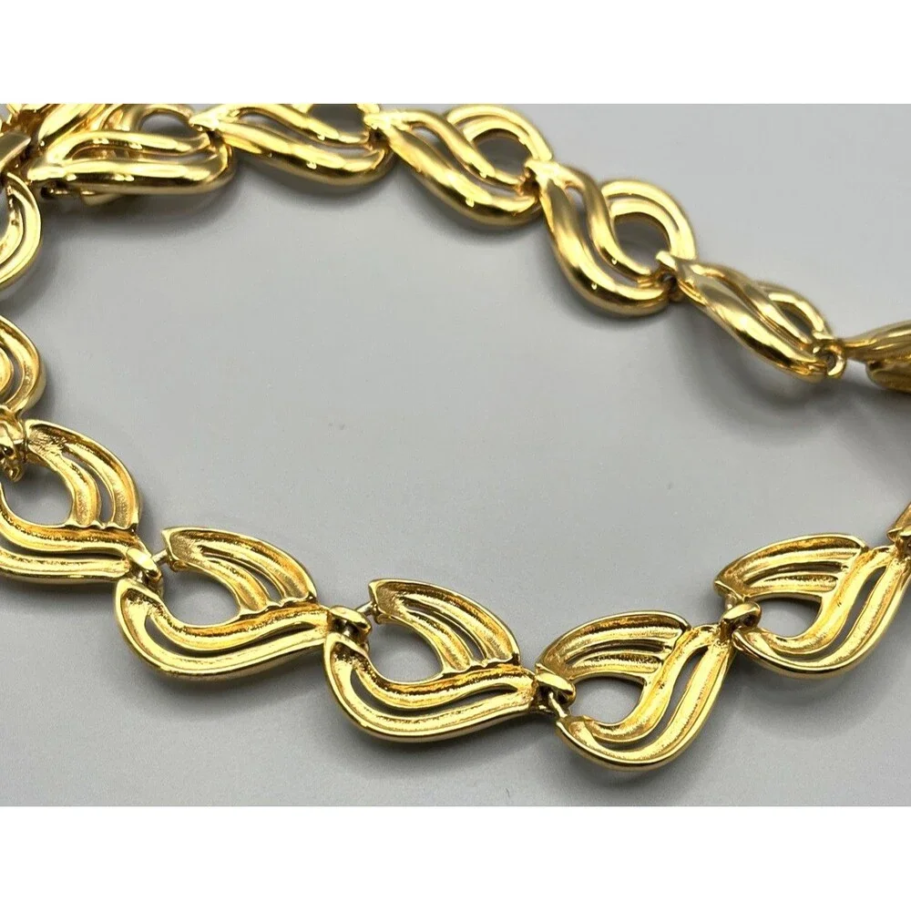 Vintage Krementz Gold Tone Chunky Link  17” Necklace Statement